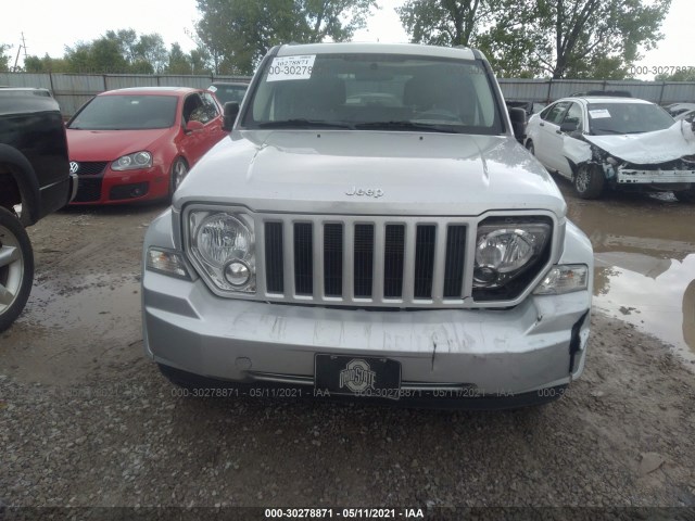 Photo 5 VIN: 1C4PJMAK7CW103632 - JEEP LIBERTY 