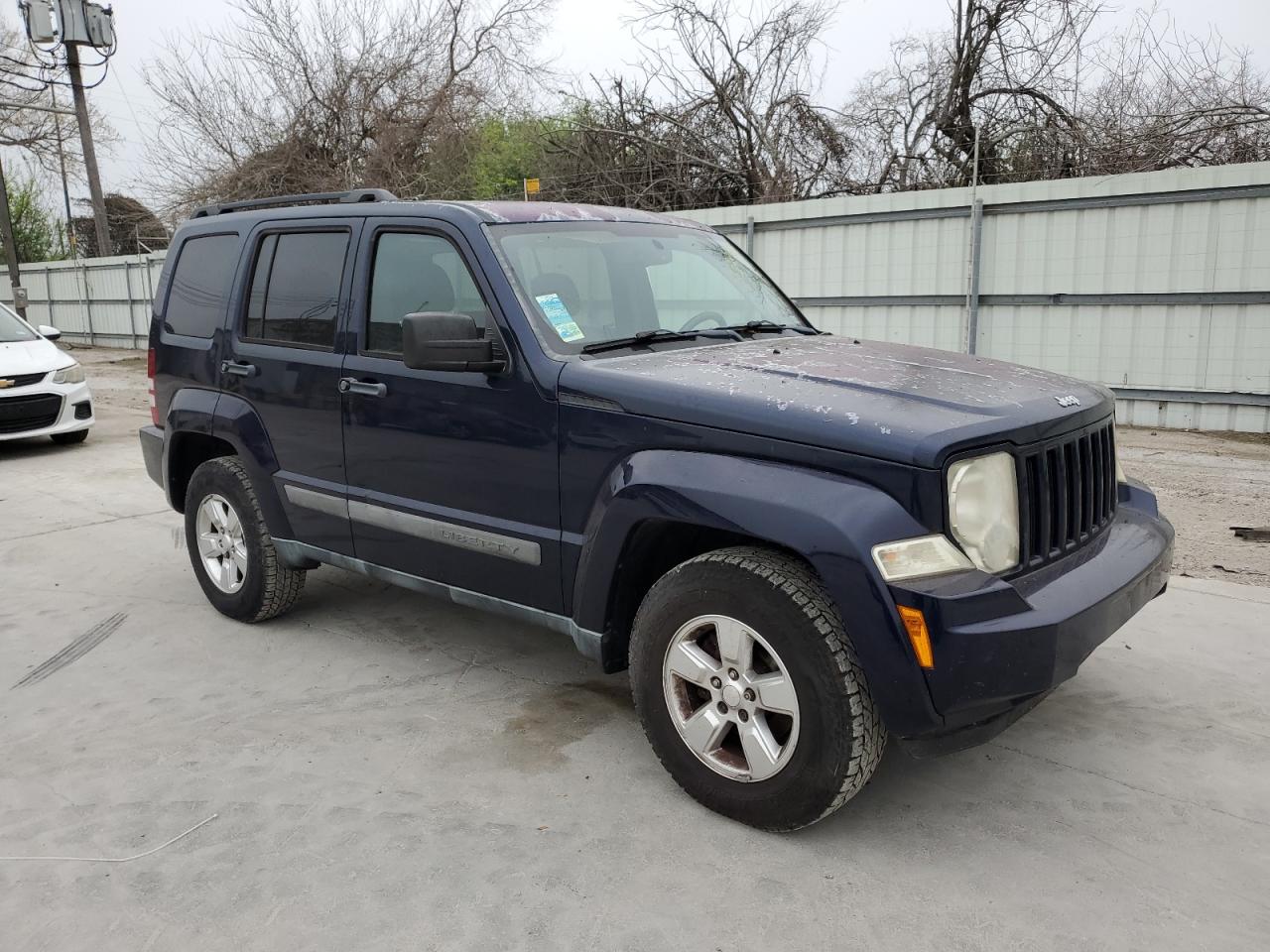 Photo 3 VIN: 1C4PJMAK7CW128952 - JEEP LIBERTY (NORTH AMERICA) 