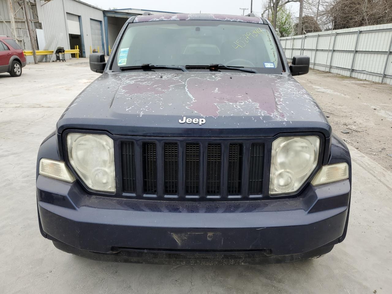 Photo 4 VIN: 1C4PJMAK7CW128952 - JEEP LIBERTY (NORTH AMERICA) 