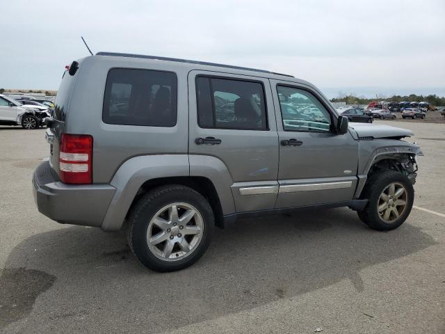 Photo 2 VIN: 1C4PJMAK7CW167699 - JEEP LIBERTY 