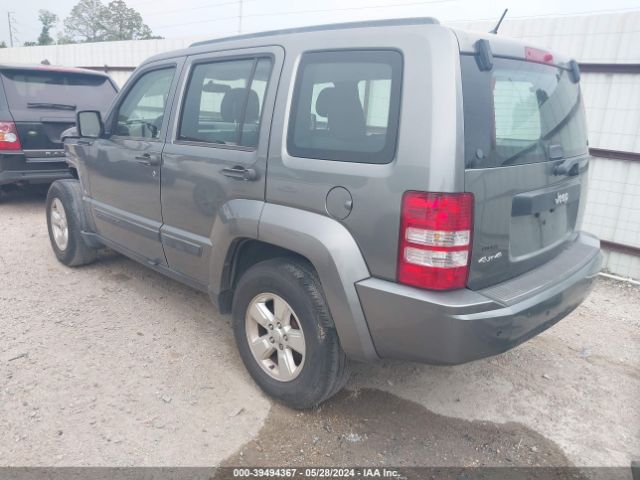 Photo 2 VIN: 1C4PJMAK7CW208641 - JEEP LIBERTY 