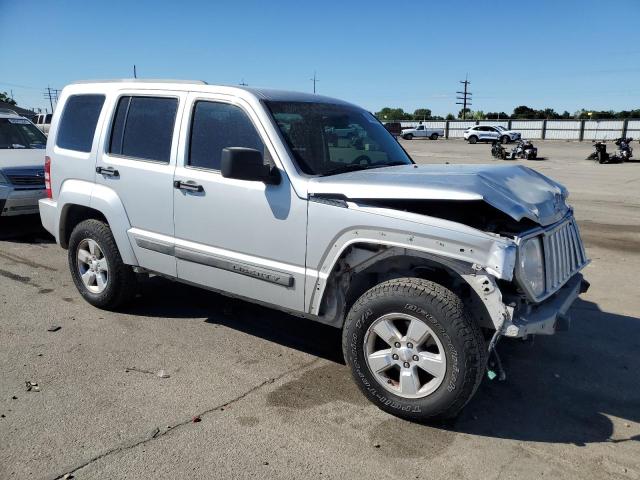 Photo 3 VIN: 1C4PJMAK8CW101890 - JEEP LIBERTY SP 