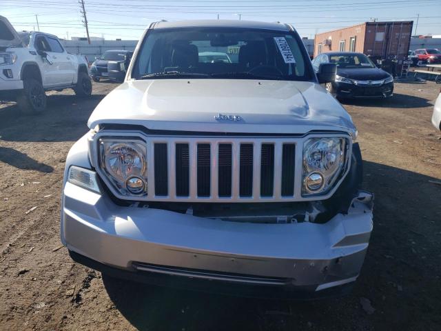 Photo 4 VIN: 1C4PJMAK8CW110671 - JEEP LIBERTY 