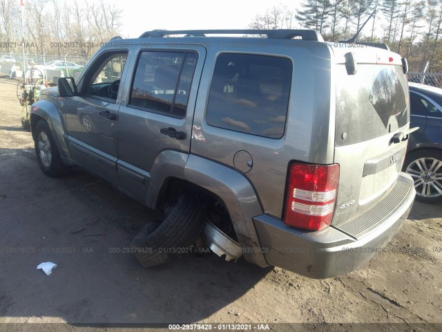 Photo 2 VIN: 1C4PJMAK8CW114445 - JEEP LIBERTY 