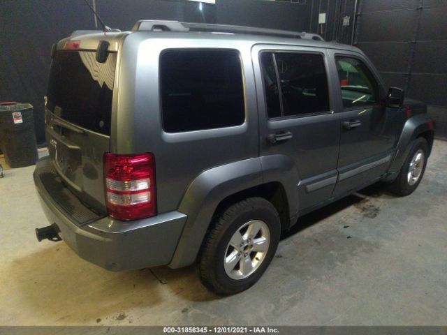 Photo 3 VIN: 1C4PJMAK8CW129799 - JEEP LIBERTY 