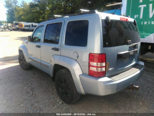 Photo 2 VIN: 1C4PJMAK8CW132931 - JEEP LIBERTY 