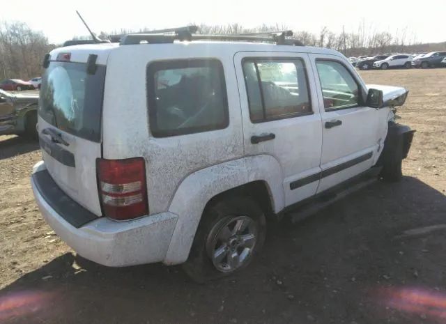 Photo 3 VIN: 1C4PJMAK8CW164908 - JEEP LIBERTY 