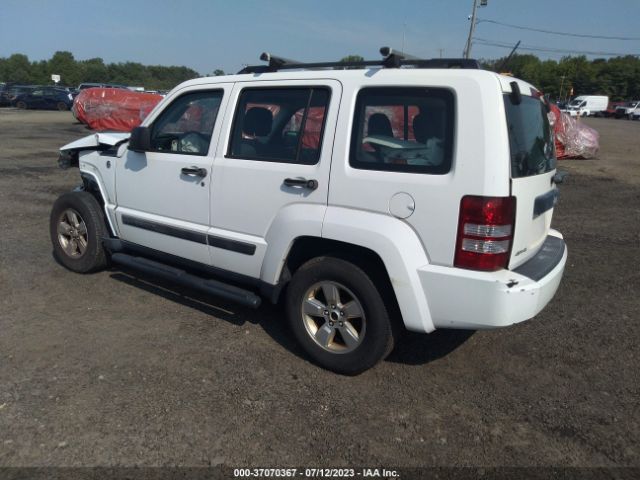 Photo 2 VIN: 1C4PJMAK8CW164908 - JEEP LIBERTY 