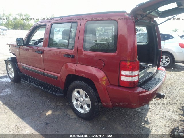 Photo 2 VIN: 1C4PJMAK8CW202699 - JEEP LIBERTY 