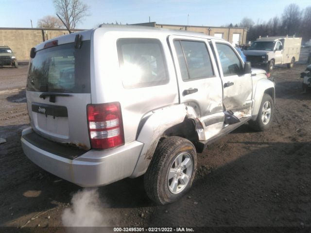 Photo 3 VIN: 1C4PJMAK9CW110954 - JEEP LIBERTY 