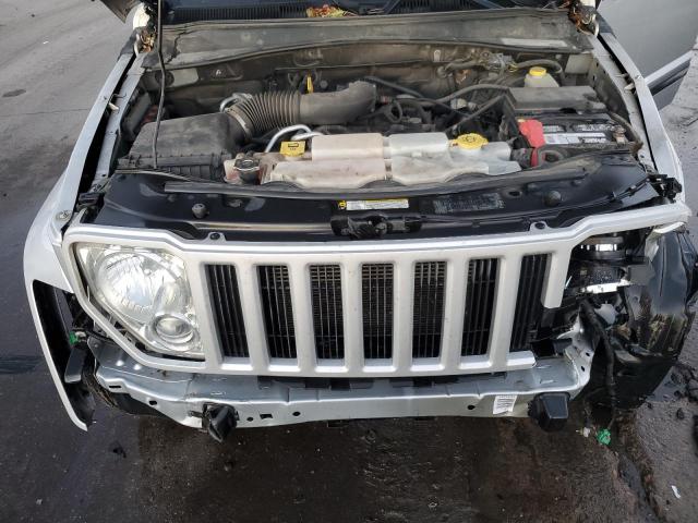 Photo 11 VIN: 1C4PJMAK9CW123199 - JEEP LIBERTY 