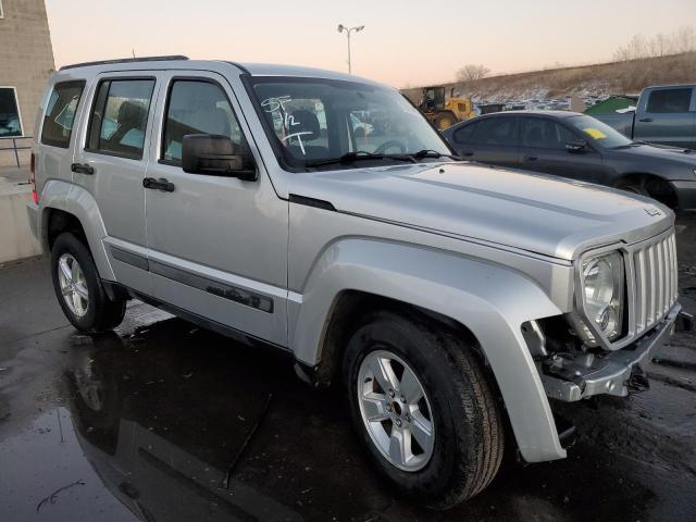 Photo 3 VIN: 1C4PJMAK9CW123199 - JEEP LIBERTY 