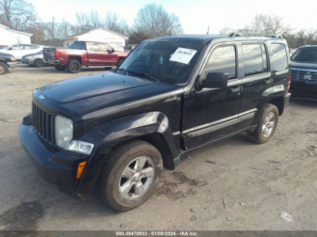 Photo 1 VIN: 1C4PJMAK9CW141475 - JEEP LIBERTY 