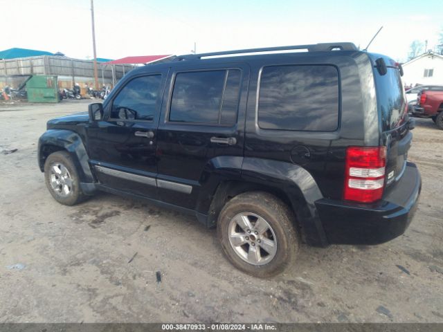 Photo 2 VIN: 1C4PJMAK9CW141475 - JEEP LIBERTY 