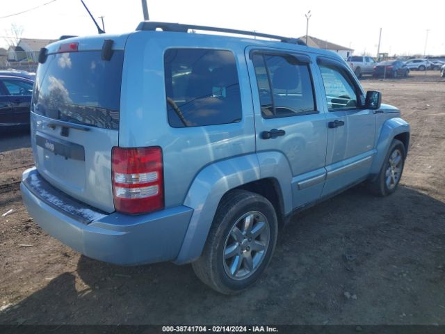 Photo 3 VIN: 1C4PJMAK9CW206700 - JEEP LIBERTY 