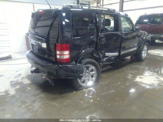 Photo 3 VIN: 1C4PJMAKXCW175716 - JEEP LIBERTY 