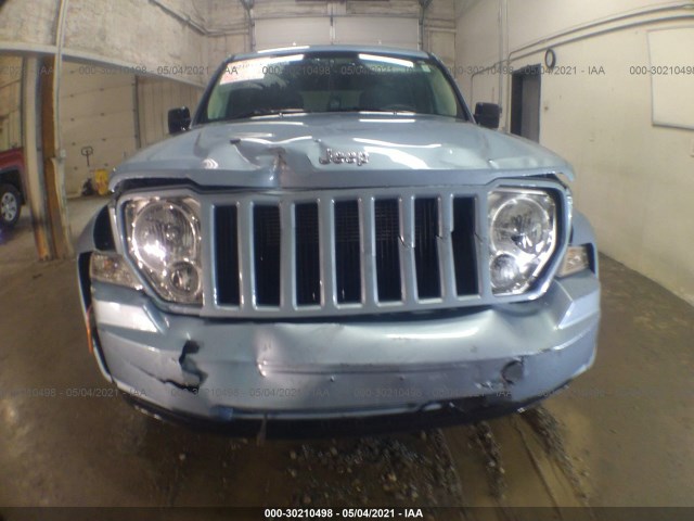 Photo 5 VIN: 1C4PJMAKXCW176929 - JEEP LIBERTY 