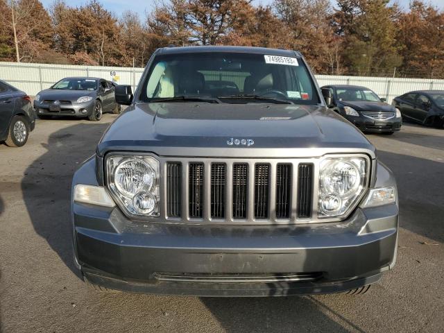 Photo 4 VIN: 1C4PJMAKXCW181516 - JEEP LIBERTY 