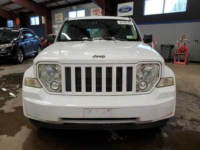 Photo 4 VIN: 1C4PJMAKXCW203336 - JEEP LIBERTY 