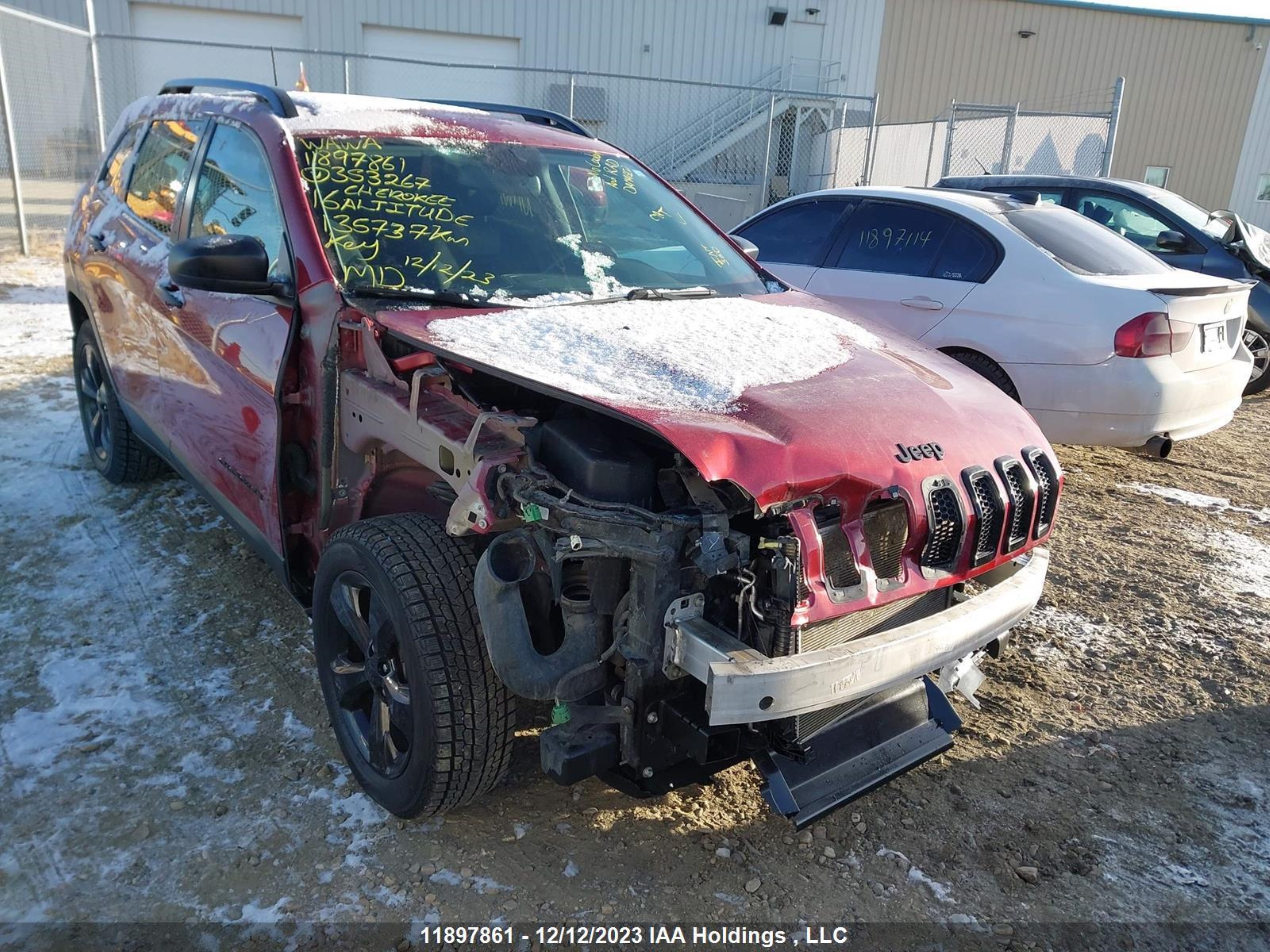 Photo 0 VIN: 1C4PJMAS2GW353267 - JEEP CHEROKEE 