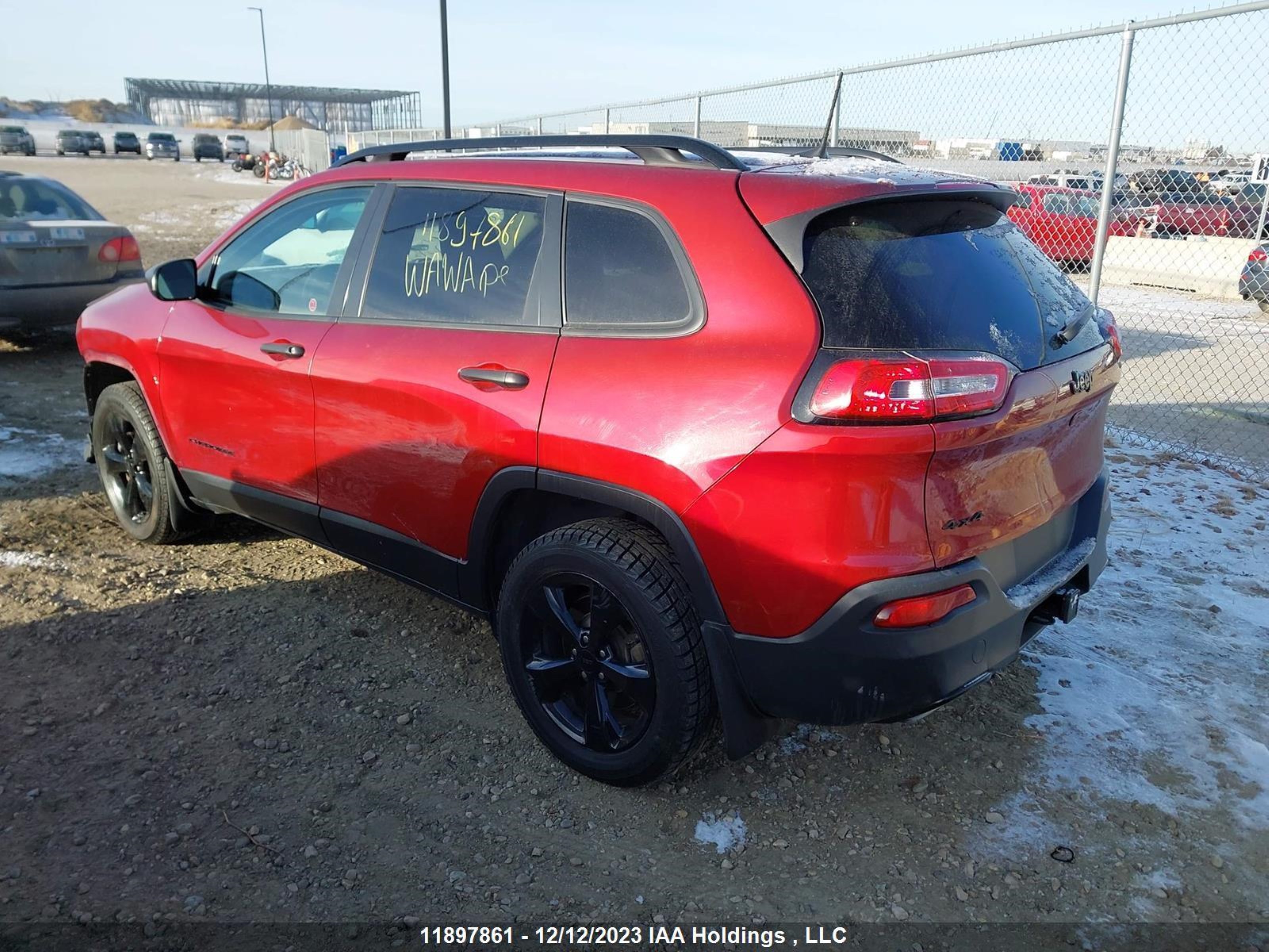 Photo 2 VIN: 1C4PJMAS2GW353267 - JEEP CHEROKEE 