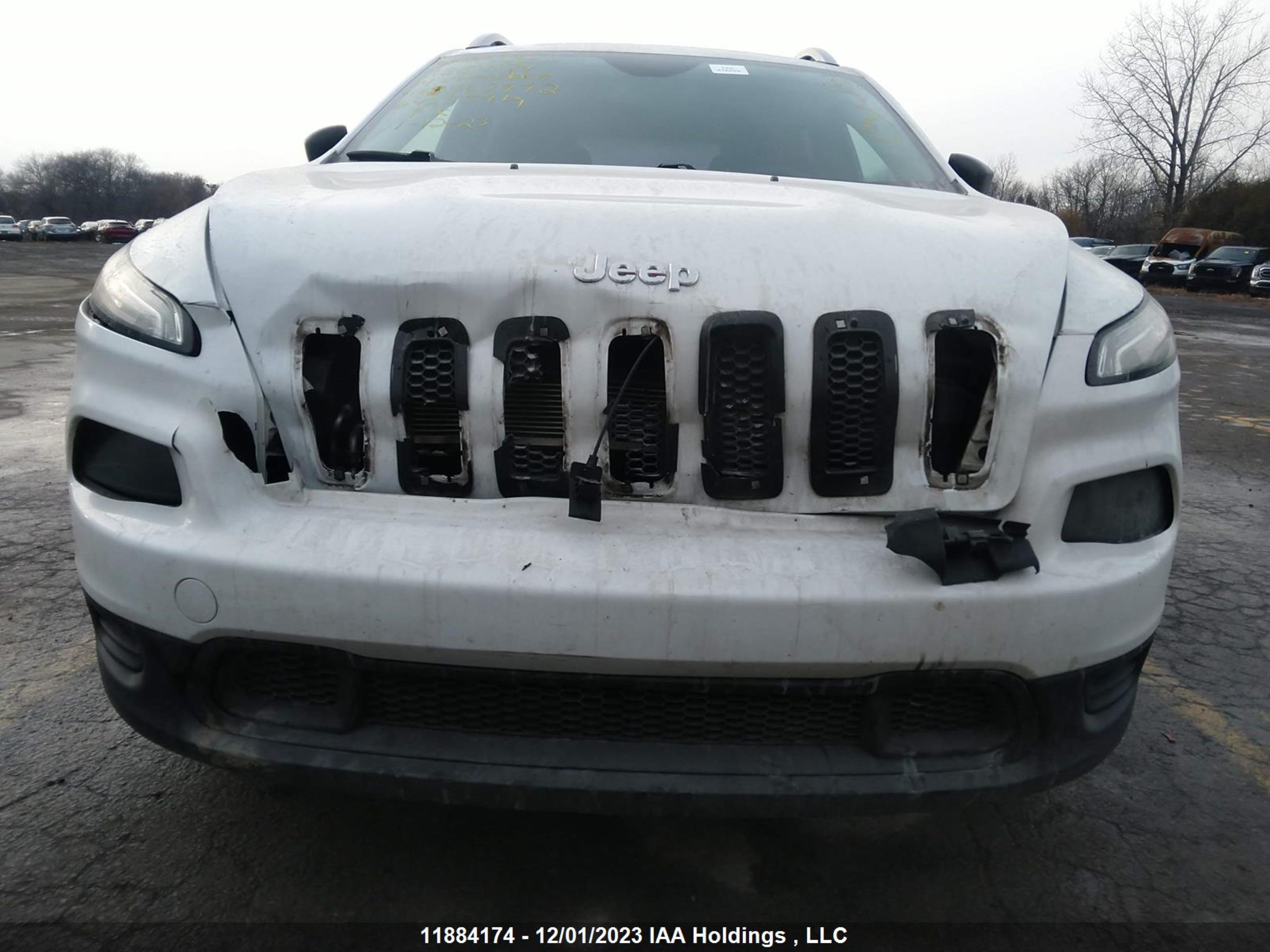 Photo 5 VIN: 1C4PJMAS6EW167972 - JEEP CHEROKEE 