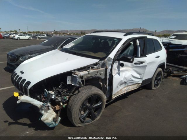 Photo 5 VIN: 1C4PJMAS7GW344547 - JEEP CHEROKEE 