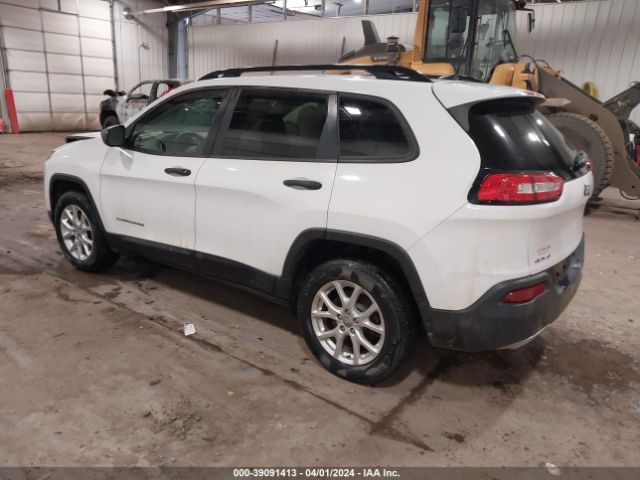 Photo 2 VIN: 1C4PJMASXGW239064 - JEEP CHEROKEE 