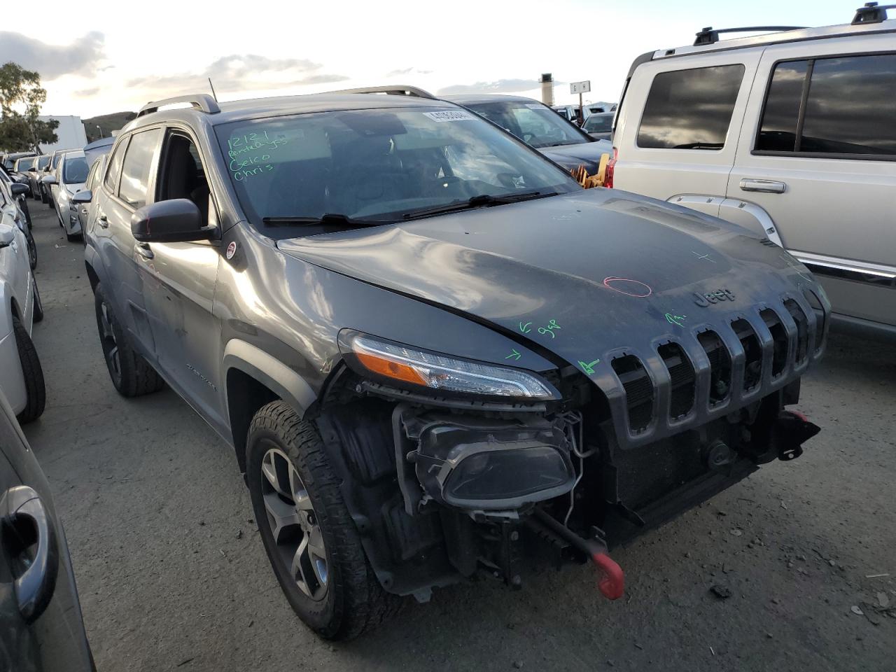 Photo 3 VIN: 1C4PJMBB1EW278850 - JEEP CHEROKEE 