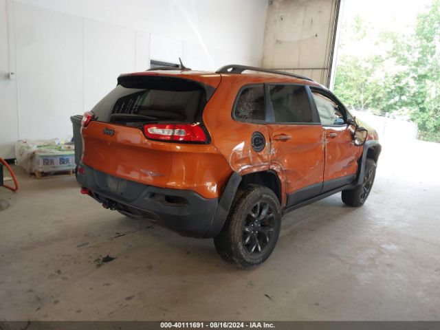 Photo 3 VIN: 1C4PJMBB3FW558870 - JEEP CHEROKEE 