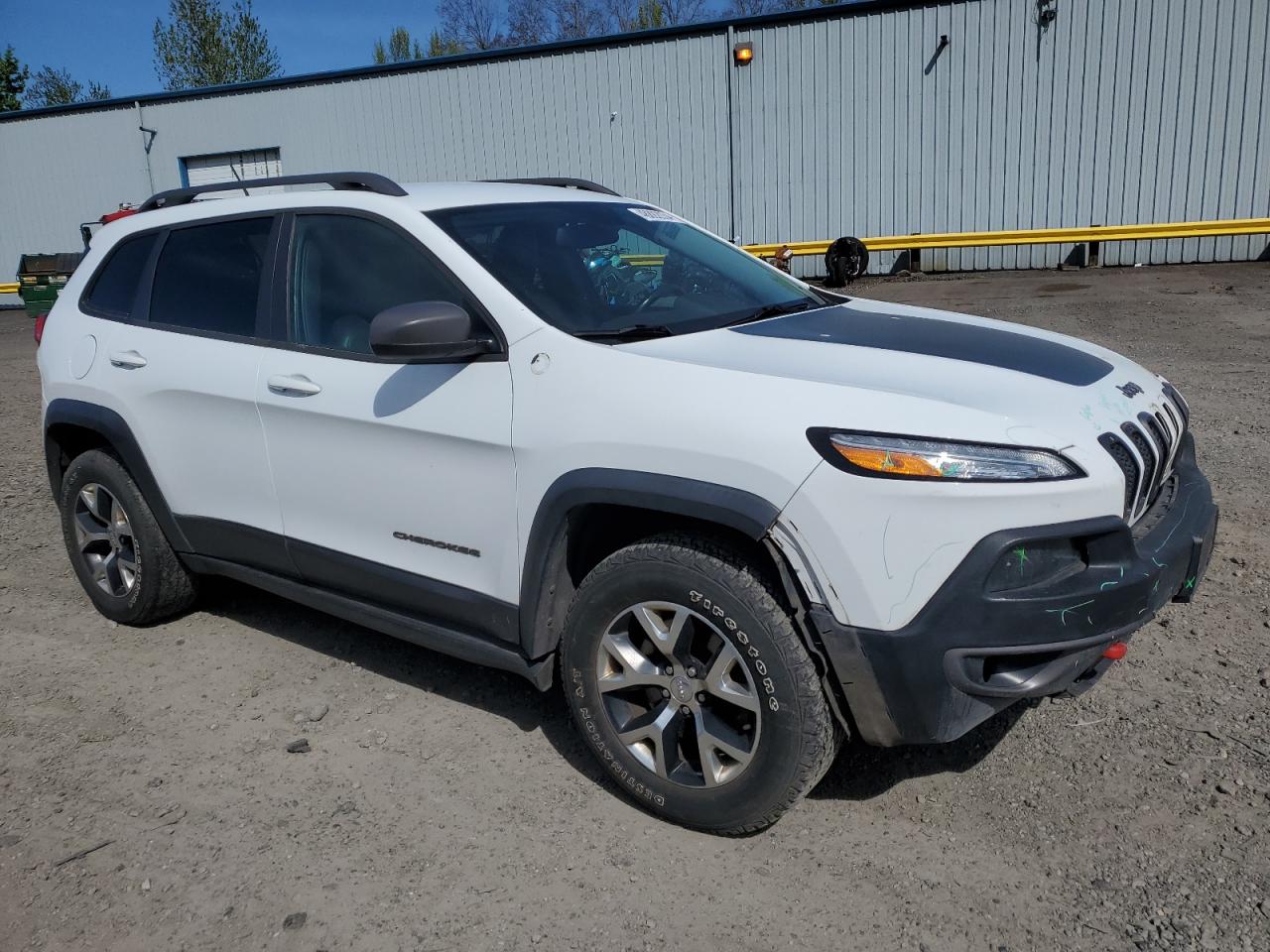 Photo 3 VIN: 1C4PJMBB4EW152353 - JEEP CHEROKEE 