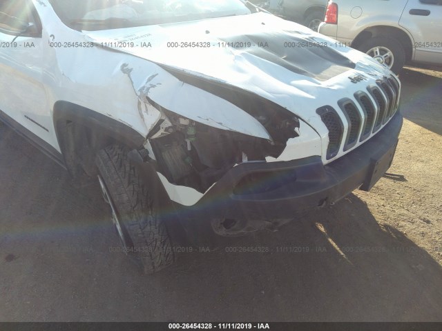 Photo 5 VIN: 1C4PJMBB4EW157102 - JEEP CHEROKEE 