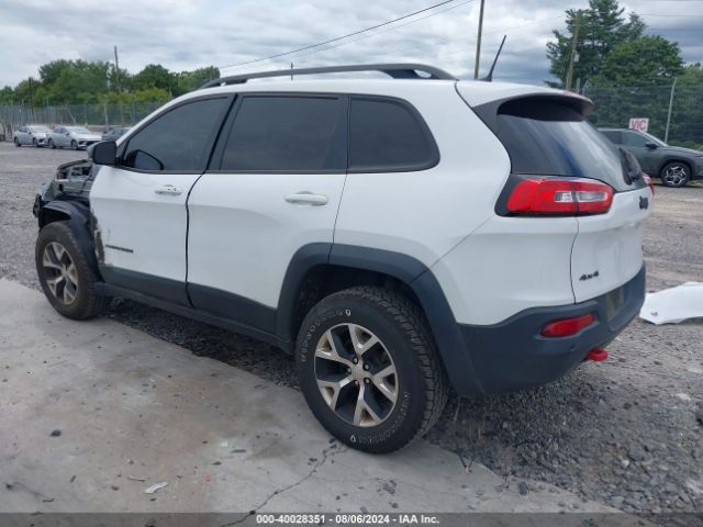 Photo 2 VIN: 1C4PJMBB4JD520682 - JEEP CHEROKEE 