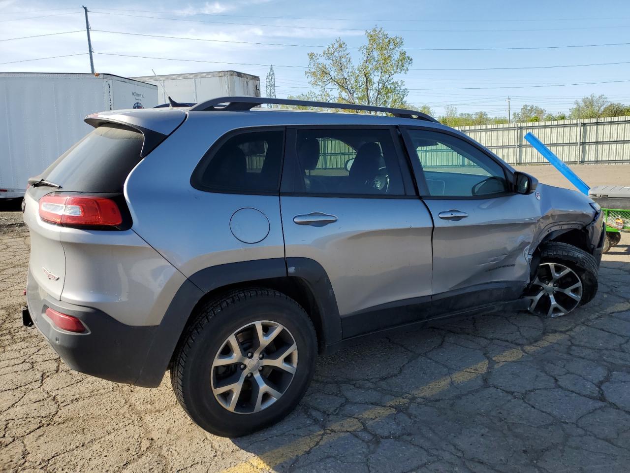 Photo 2 VIN: 1C4PJMBBXEW180786 - JEEP CHEROKEE 