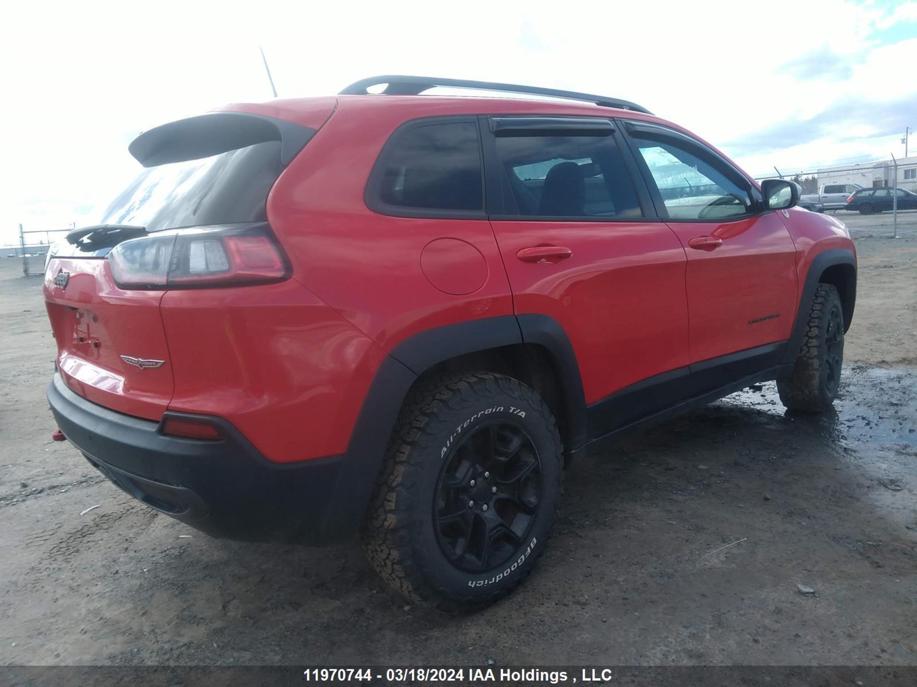 Photo 3 VIN: 1C4PJMBN6KD100854 - JEEP CHEROKEE 