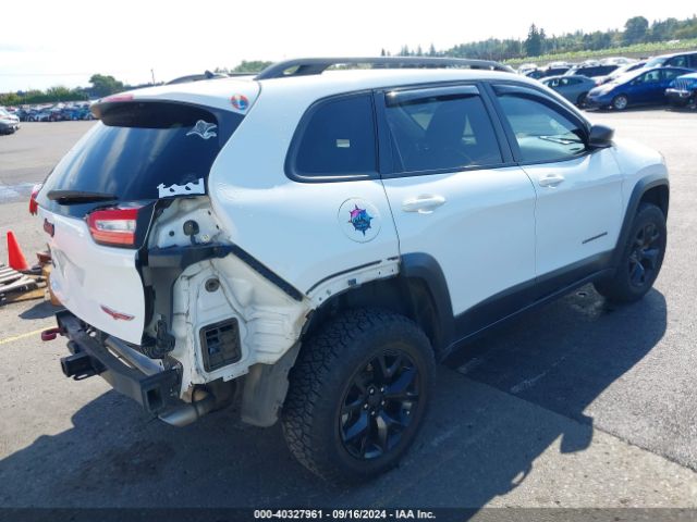 Photo 3 VIN: 1C4PJMBS0FW685530 - JEEP CHEROKEE 