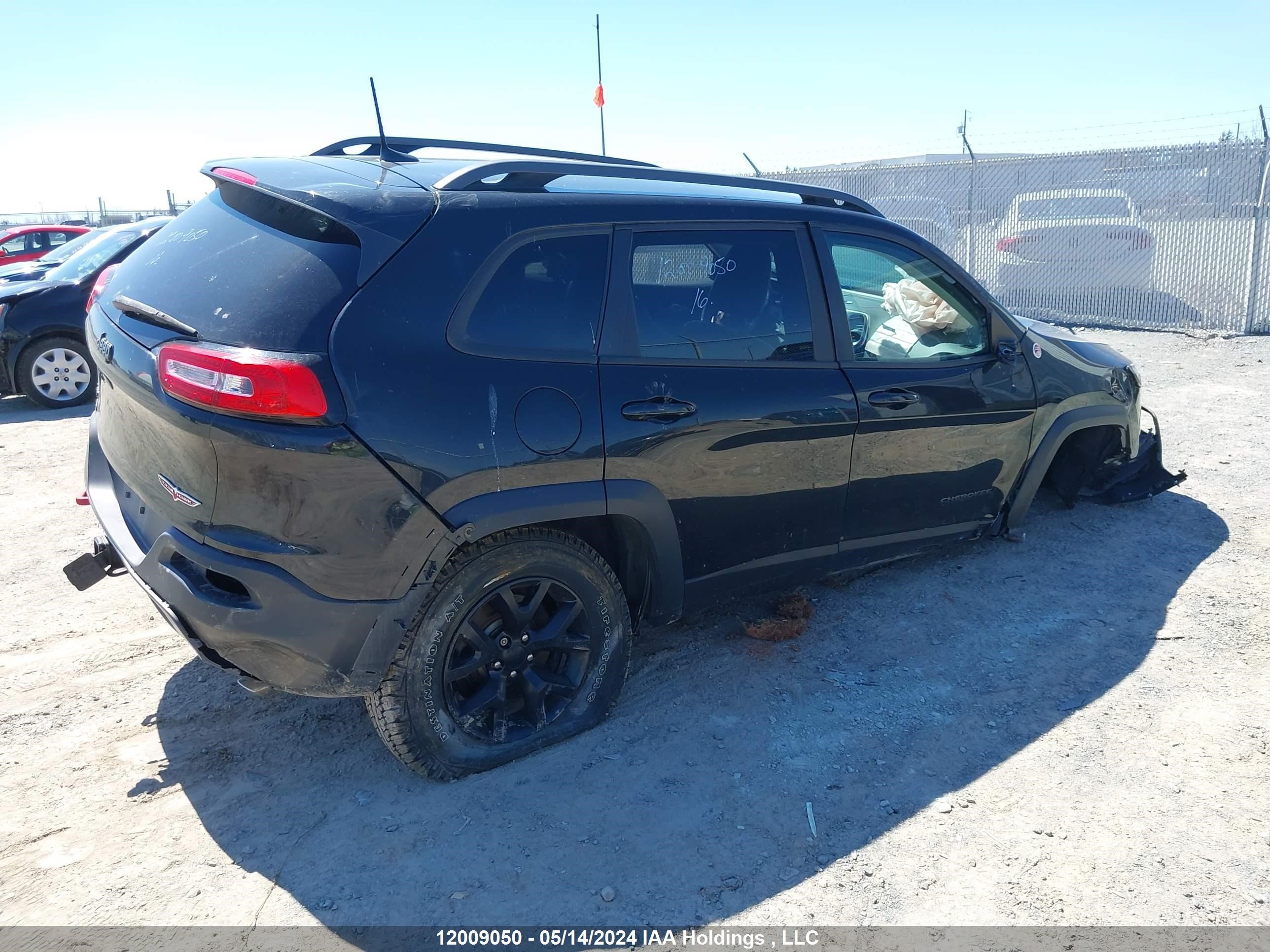 Photo 3 VIN: 1C4PJMBS0GW168326 - JEEP CHEROKEE 