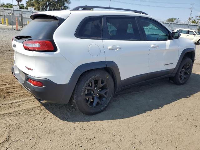 Photo 2 VIN: 1C4PJMBS0HW588816 - JEEP CHEROKEE 