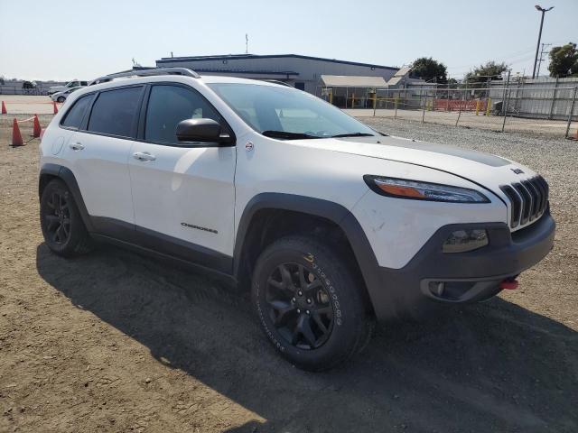 Photo 3 VIN: 1C4PJMBS0HW588816 - JEEP CHEROKEE 