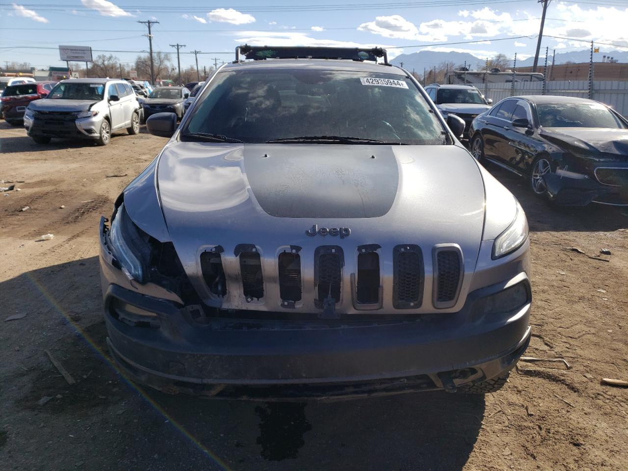 Photo 4 VIN: 1C4PJMBS1EW132089 - JEEP CHEROKEE 