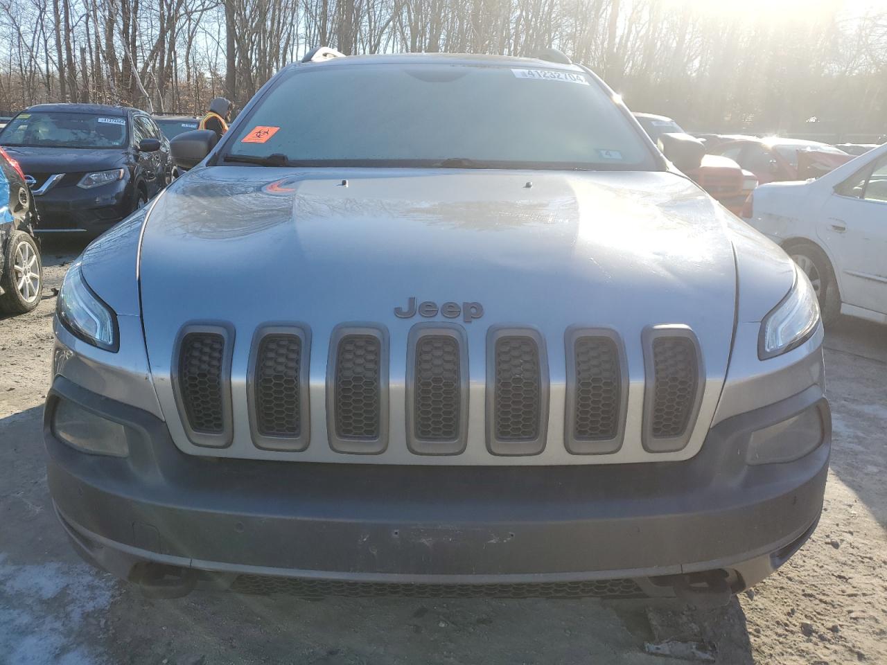 Photo 4 VIN: 1C4PJMBS2EW104138 - JEEP CHEROKEE 