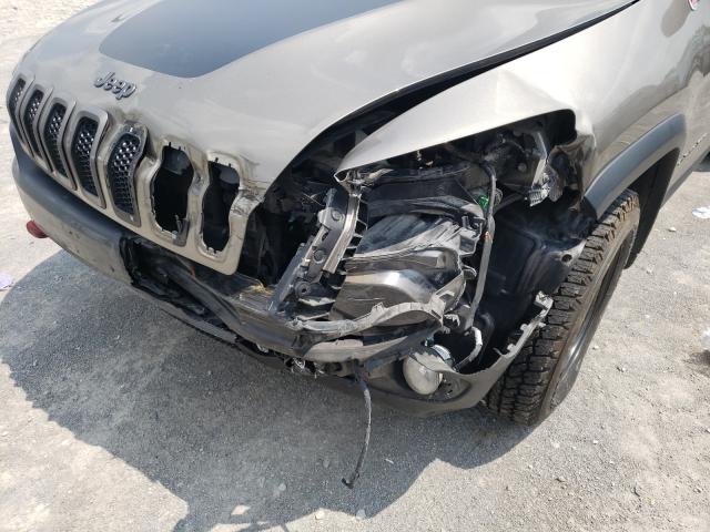 Photo 8 VIN: 1C4PJMBS2GW310174 - JEEP CHEROKEE T 