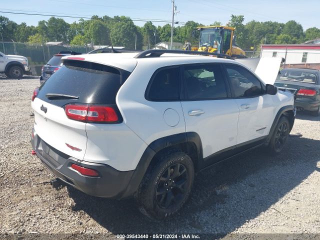 Photo 3 VIN: 1C4PJMBS2HD217880 - JEEP CHEROKEE 