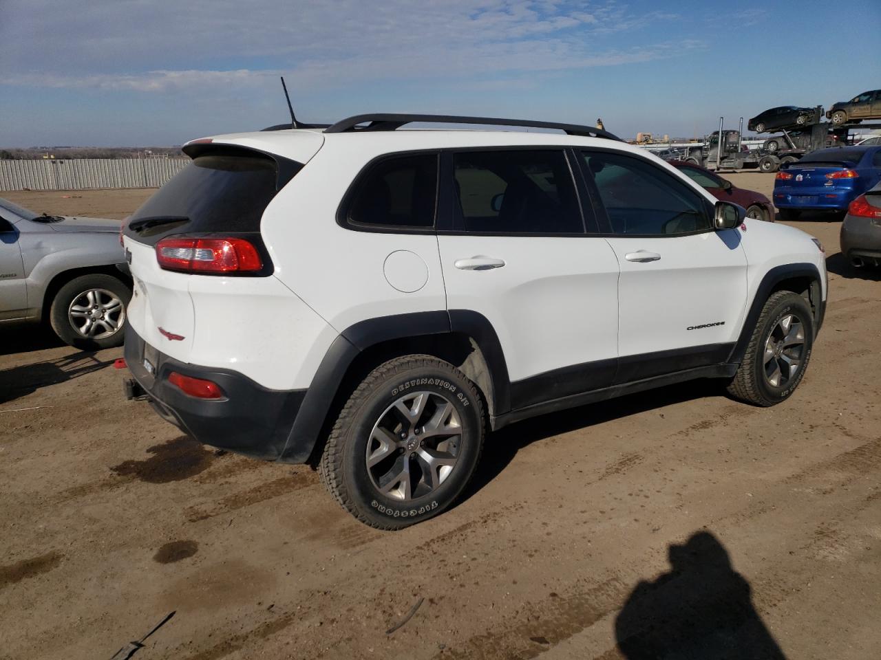 Photo 2 VIN: 1C4PJMBS2HW583424 - JEEP CHEROKEE 