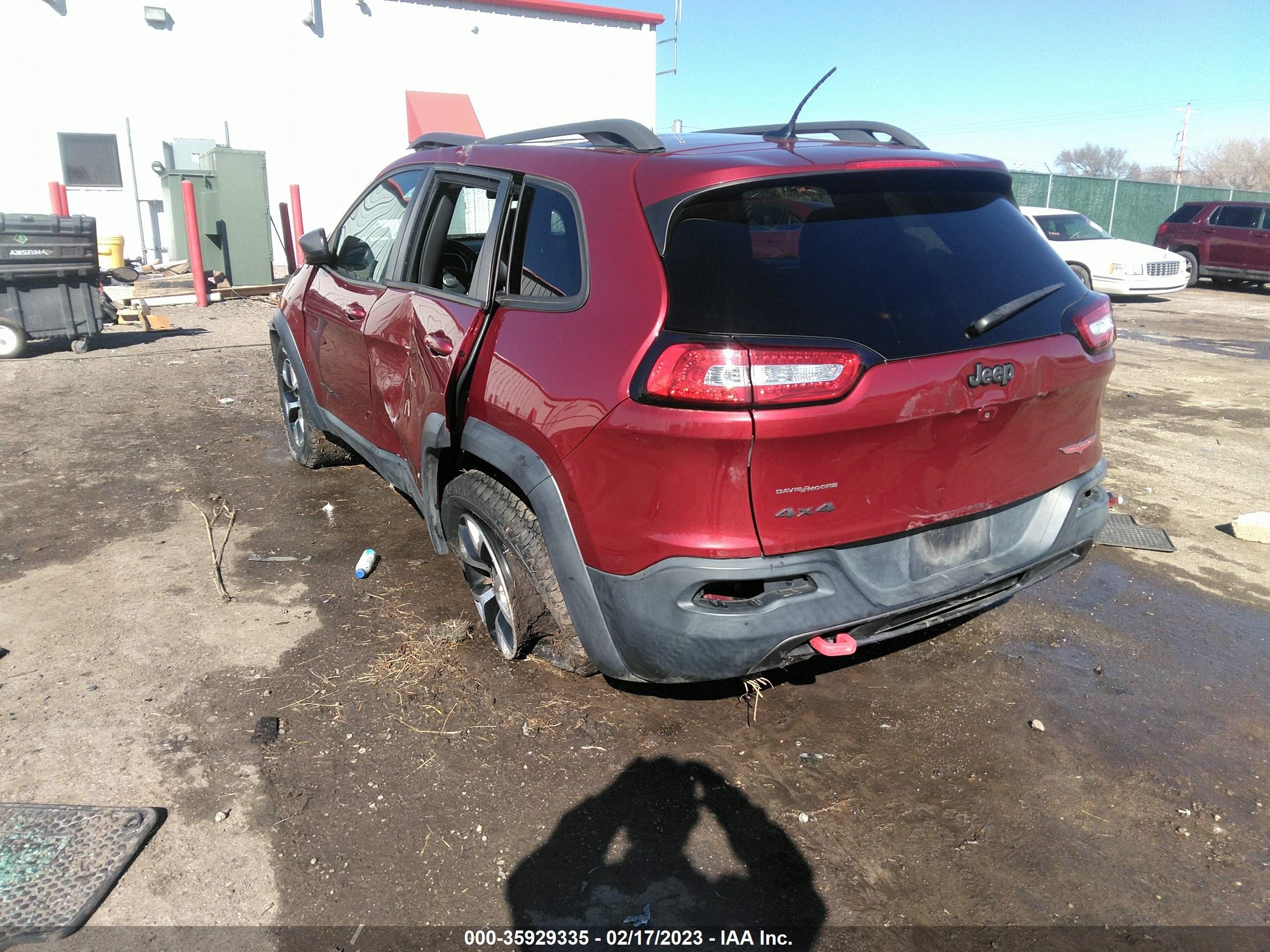 Photo 2 VIN: 1C4PJMBS4FW712843 - JEEP CHEROKEE 