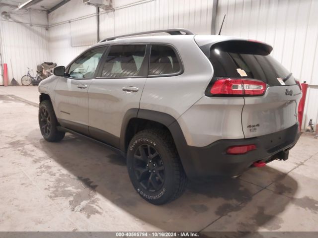 Photo 2 VIN: 1C4PJMBS6HW583619 - JEEP CHEROKEE 