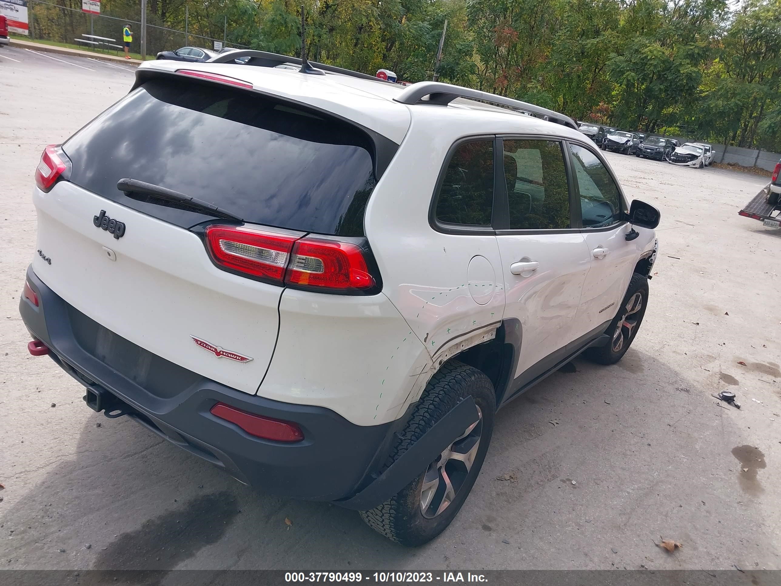 Photo 3 VIN: 1C4PJMBS7EW308708 - JEEP CHEROKEE 