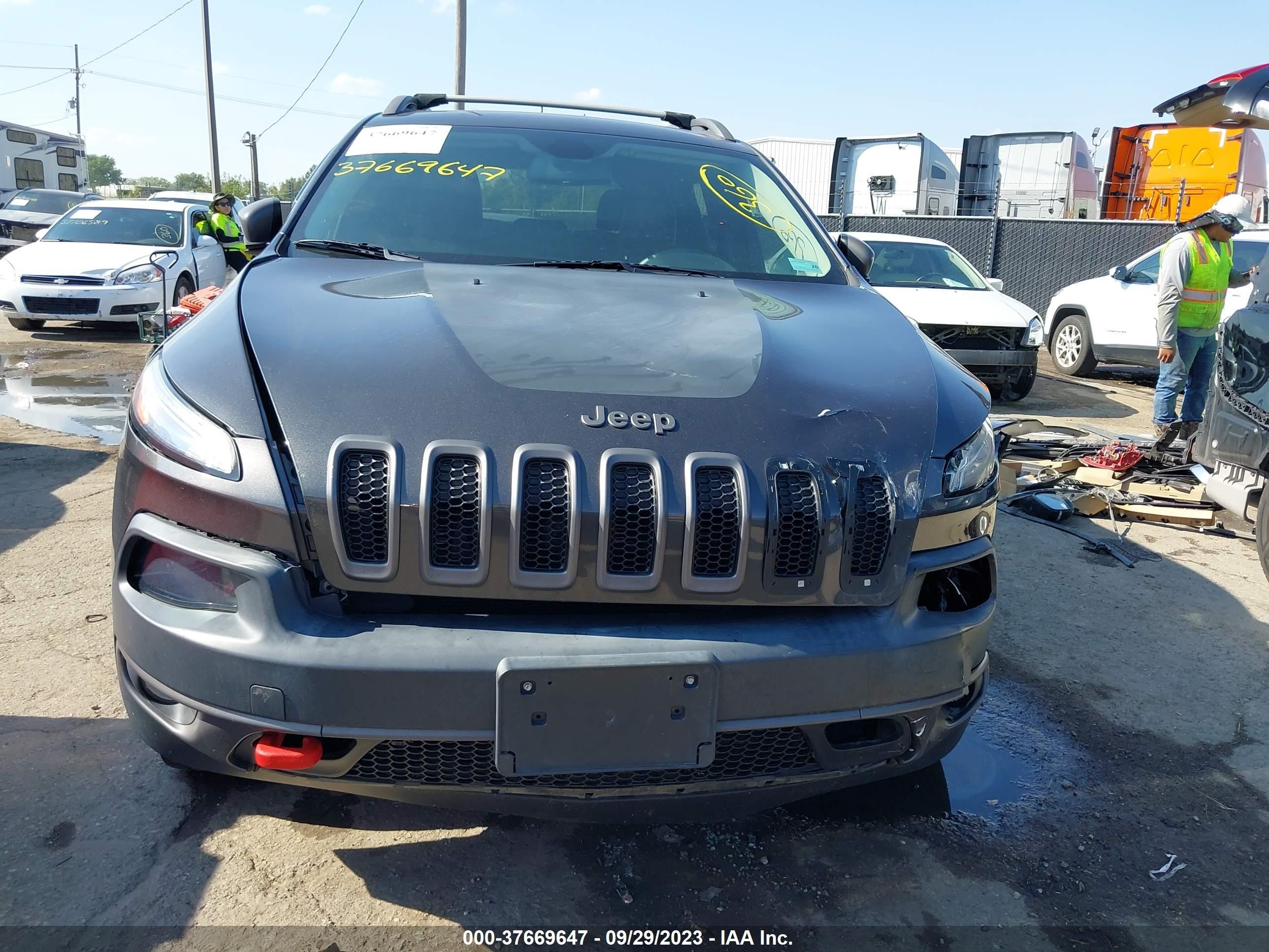 Photo 5 VIN: 1C4PJMBS7FW716322 - JEEP CHEROKEE 