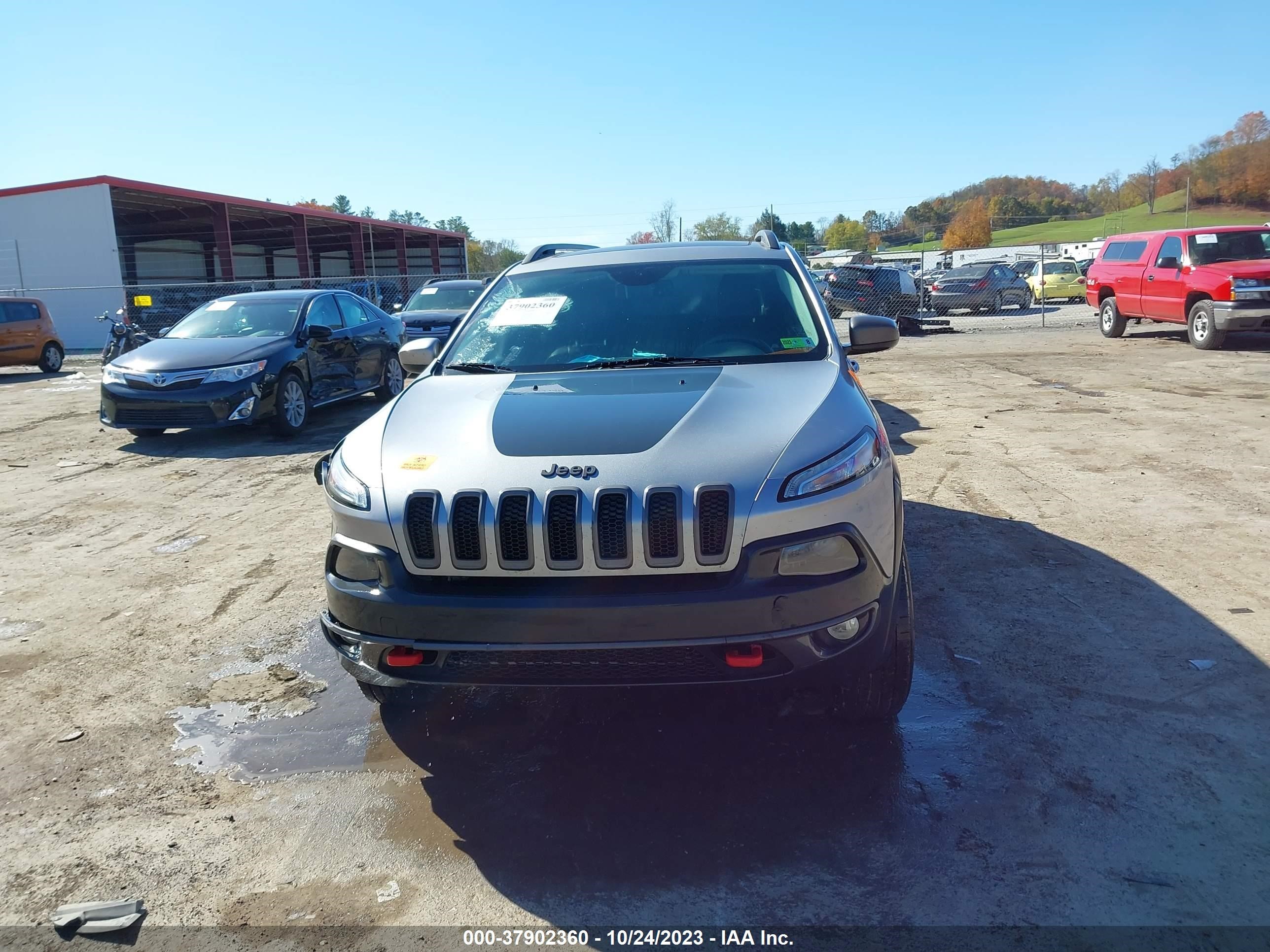 Photo 11 VIN: 1C4PJMBS8EW182570 - JEEP CHEROKEE 