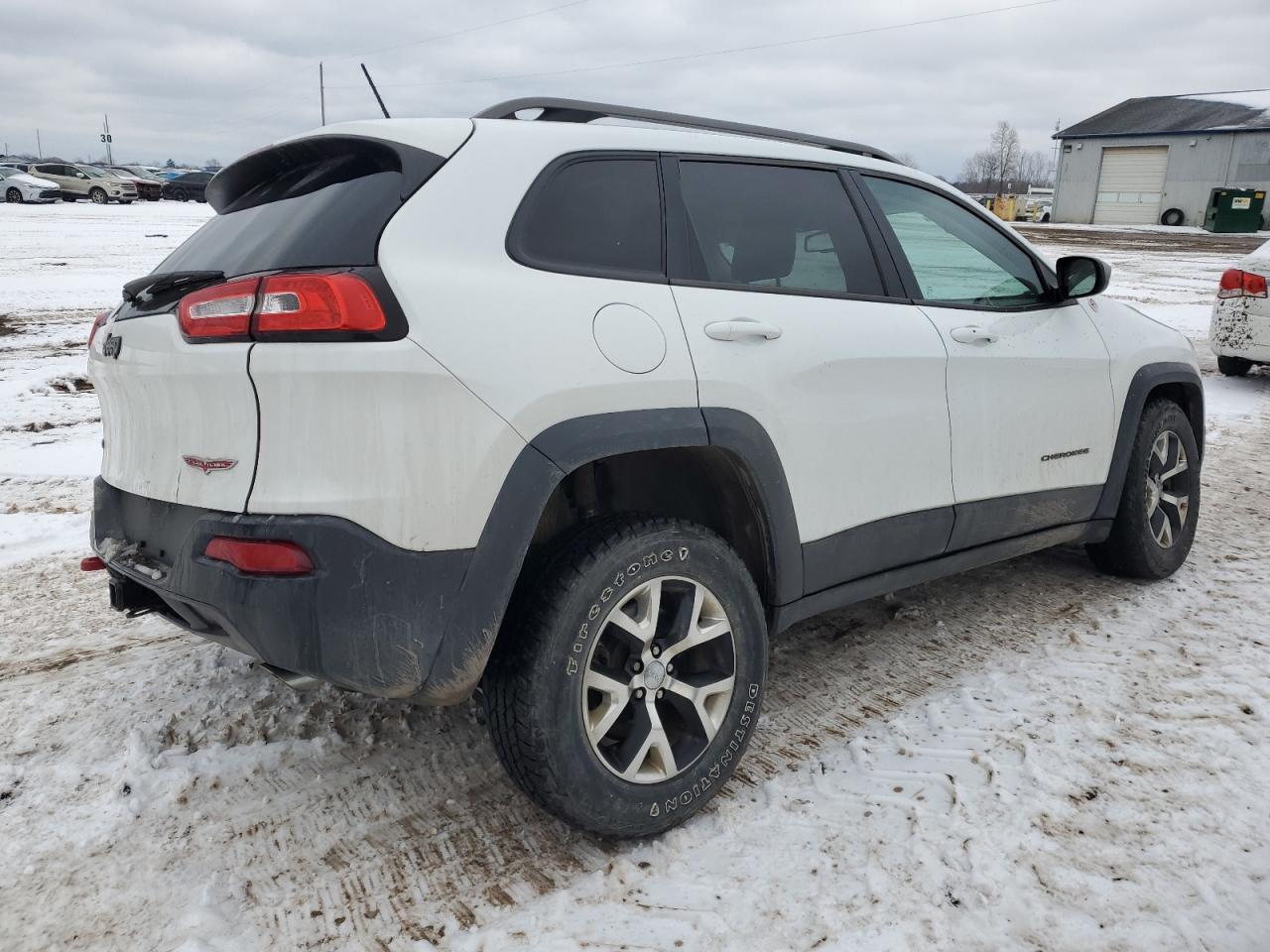 Photo 2 VIN: 1C4PJMBS8EW253668 - JEEP CHEROKEE 